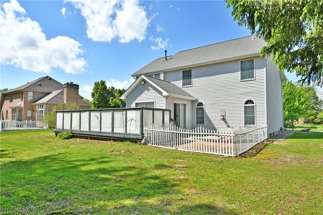 607 Chestnut Lane Boardman OH 44512