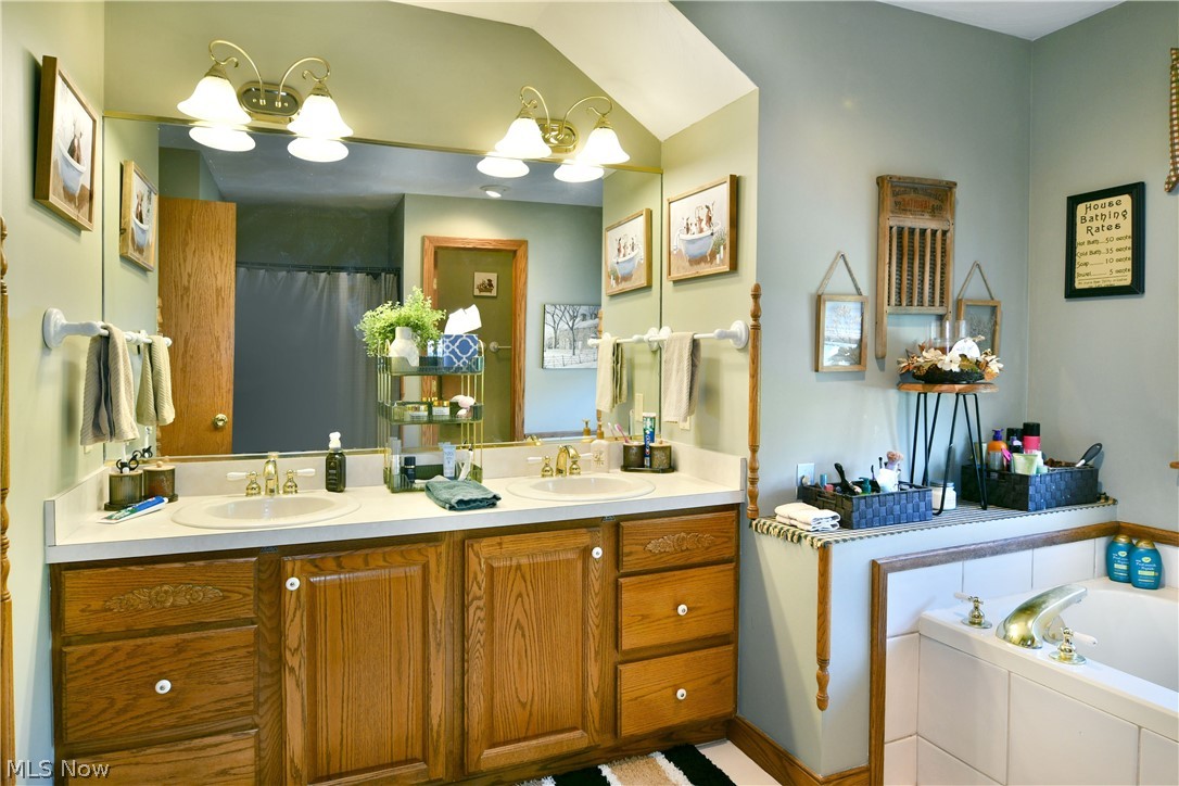 607 Chestnut Lane Boardman OH 44512