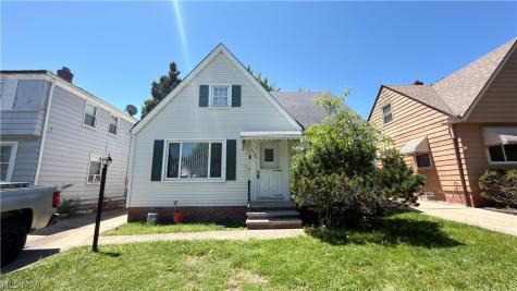 5596 South Boulevard Maple Heights OH 44137
