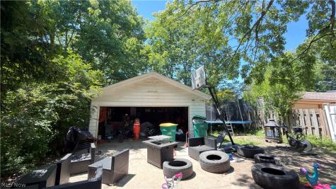 5596 South Boulevard Maple Heights OH 44137