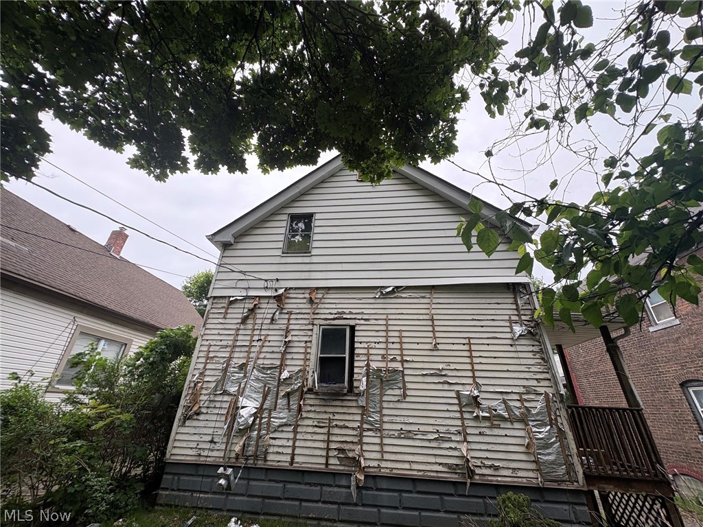 9611 Prince Avenue Cleveland OH 44105