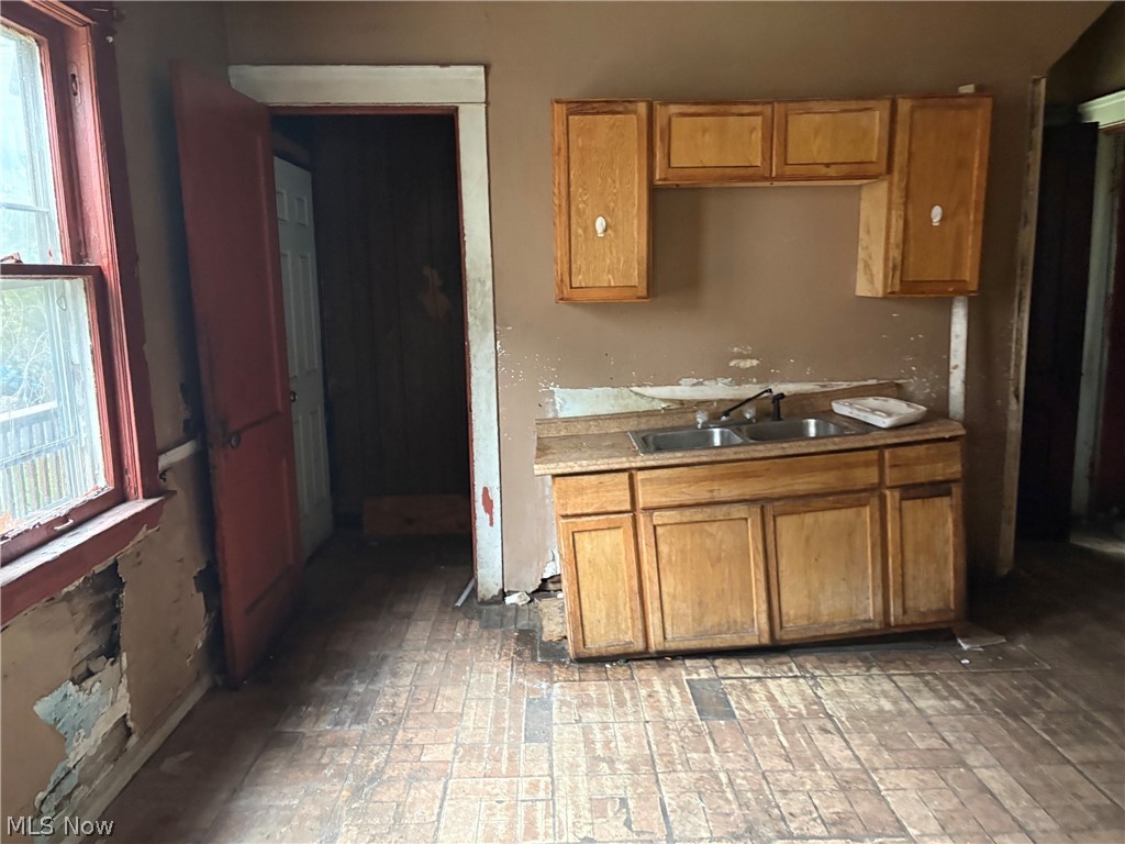 9611 Prince Avenue Cleveland OH 44105