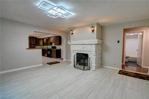 4942 Lear Nagle Road North Ridgeville OH 44039