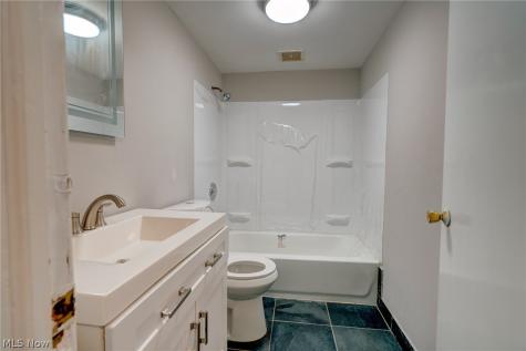 4942 Lear Nagle Road North Ridgeville OH 44039