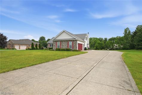 4901 Roscommon Drive Brunswick OH 44212
