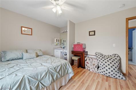 4901 Roscommon Drive Brunswick OH 44212