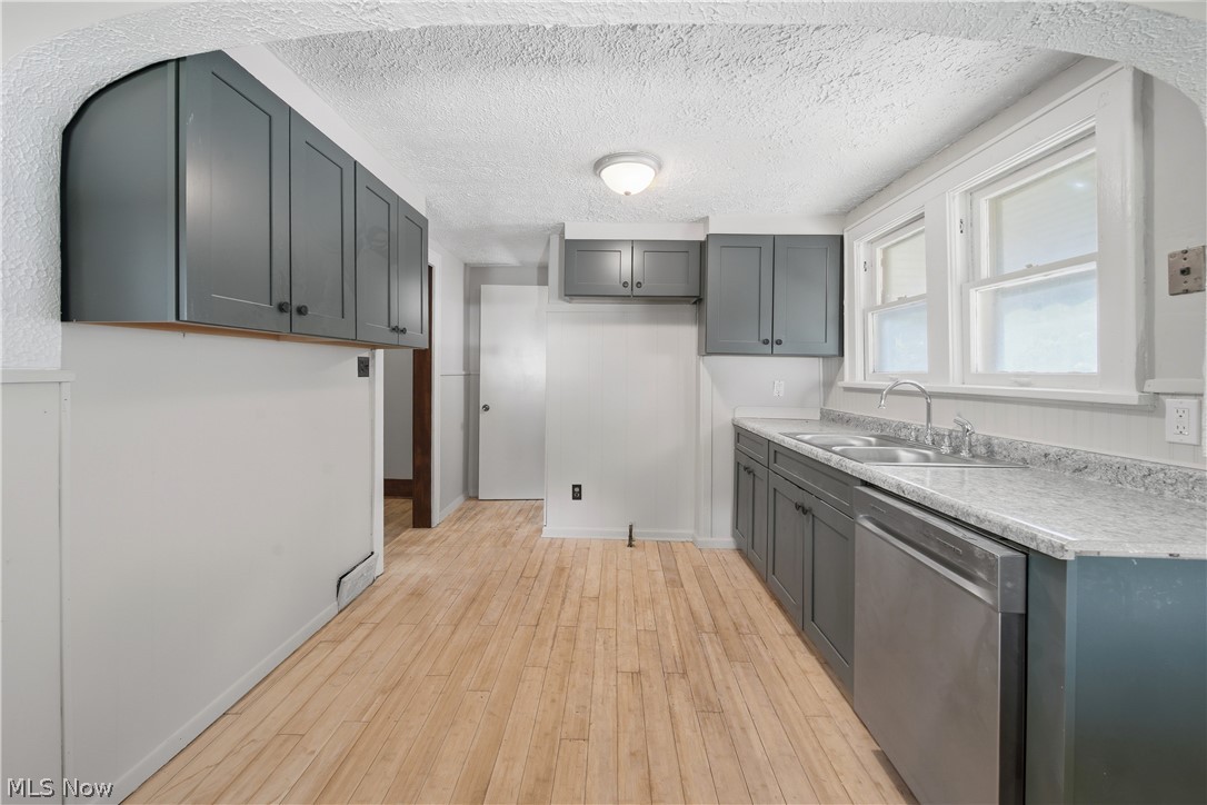 928 Hammel Street Akron OH 44306