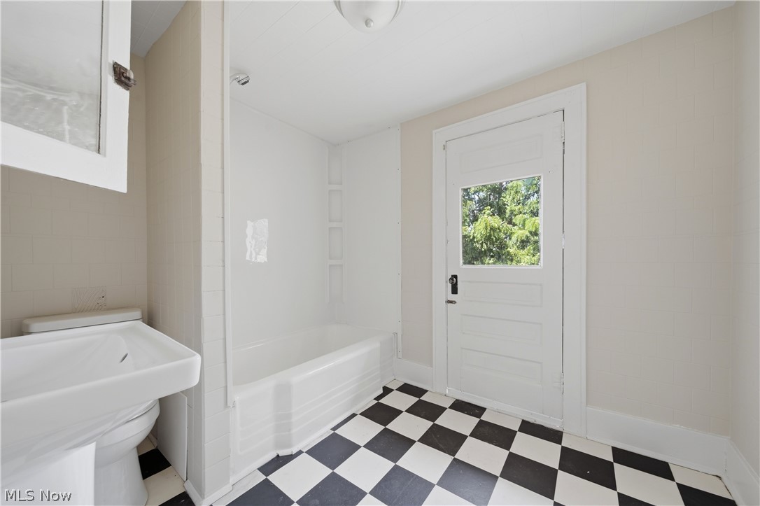 928 Hammel Street Akron OH 44306