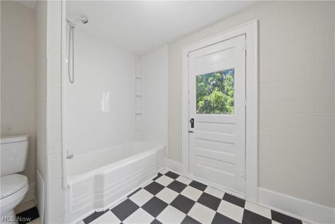928 Hammel Street Akron OH 44306