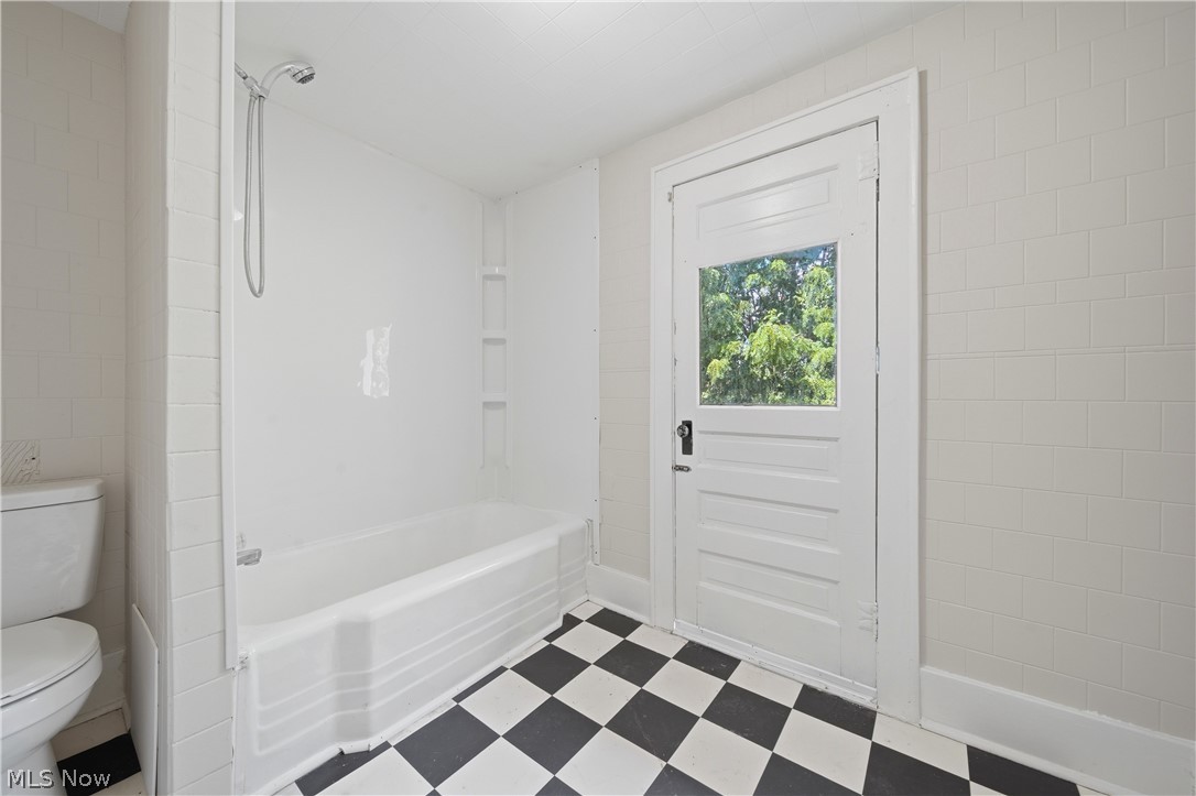 928 Hammel Street Akron OH 44306