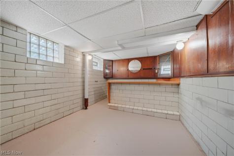 928 Hammel Street Akron OH 44306