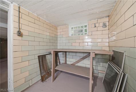 928 Hammel Street Akron OH 44306