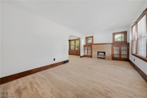 928 Hammel Street Akron OH 44306