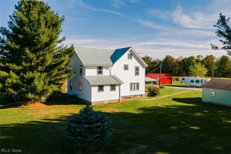 15 Glecoe Road SW Dellroy OH 44620