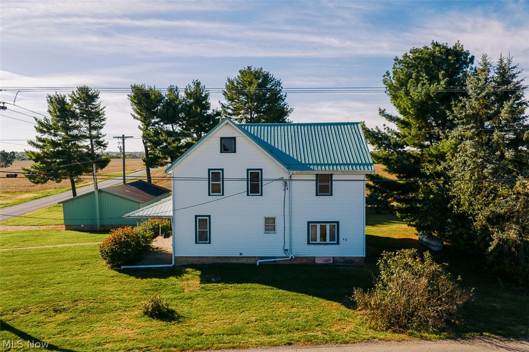 15 Glecoe Road SW Dellroy OH 44620