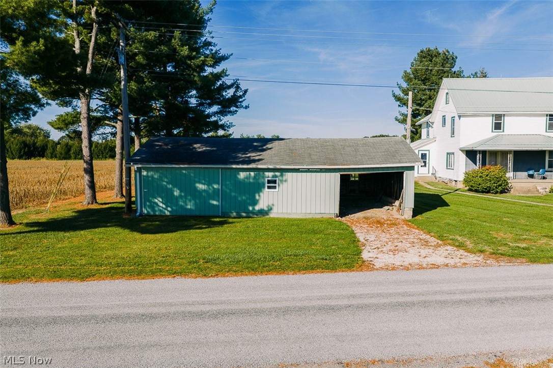 15 Glecoe Road SW Dellroy OH 44620