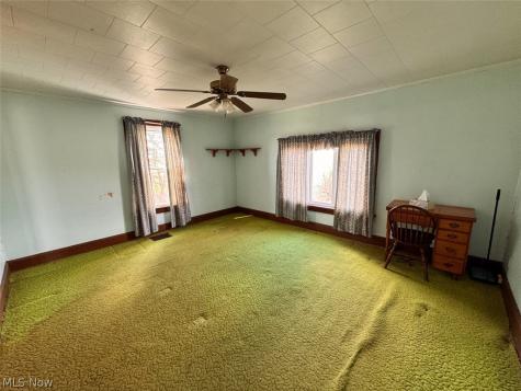 15 Glecoe Road SW Dellroy OH 44620