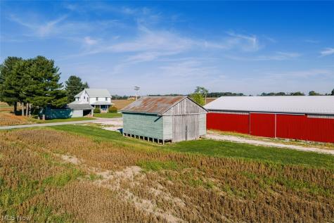 15 Glecoe Road SW Dellroy OH 44620