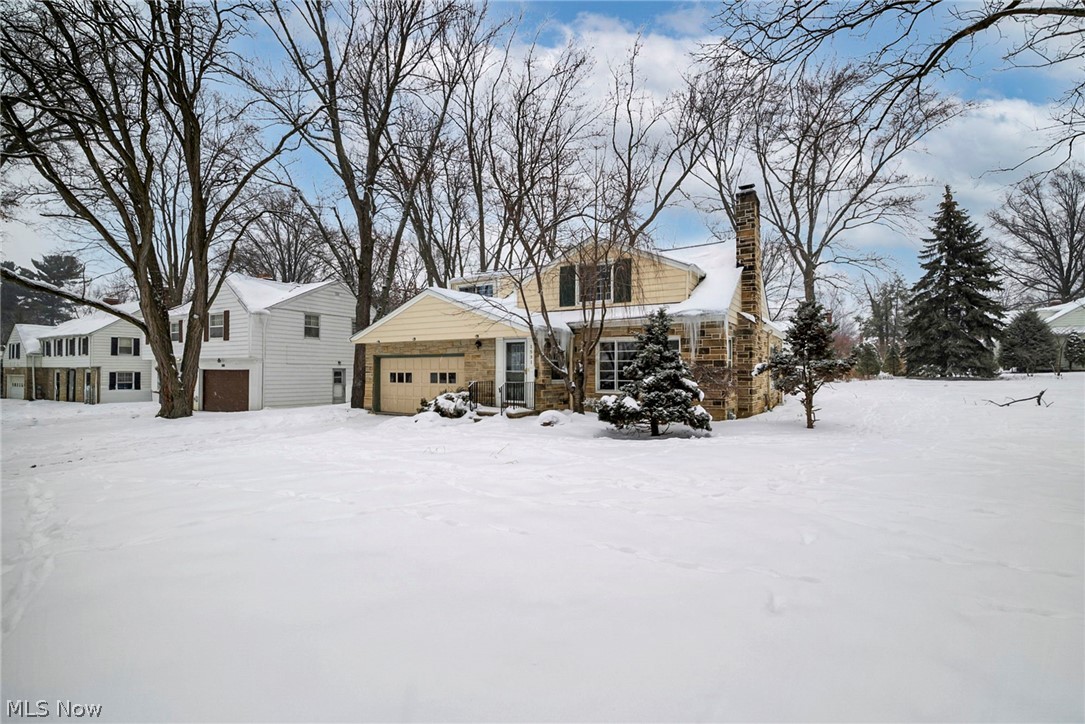 1531 Burlington Road Cleveland Heights OH 44118