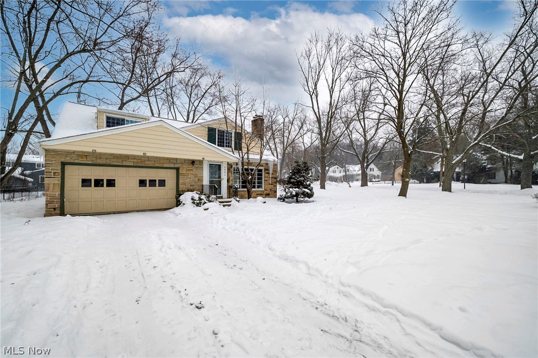 1531 Burlington Road Cleveland Heights OH 44118