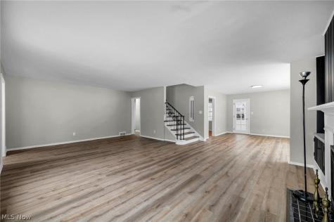 1531 Burlington Road Cleveland Heights OH 44118