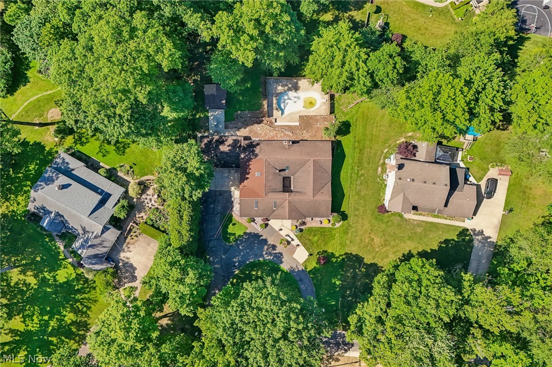 2141 Arms Drive Girard OH 44420