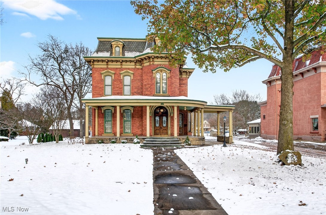 459 E High Avenue New Philadelphia OH 44663