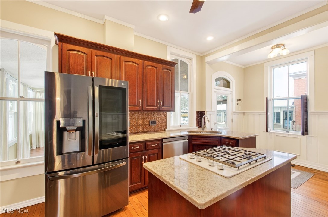 459 E High Avenue New Philadelphia OH 44663