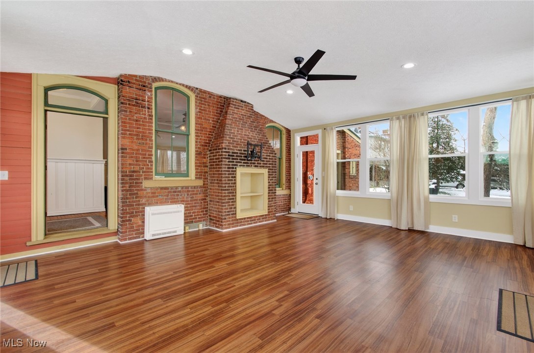459 E High Avenue New Philadelphia OH 44663