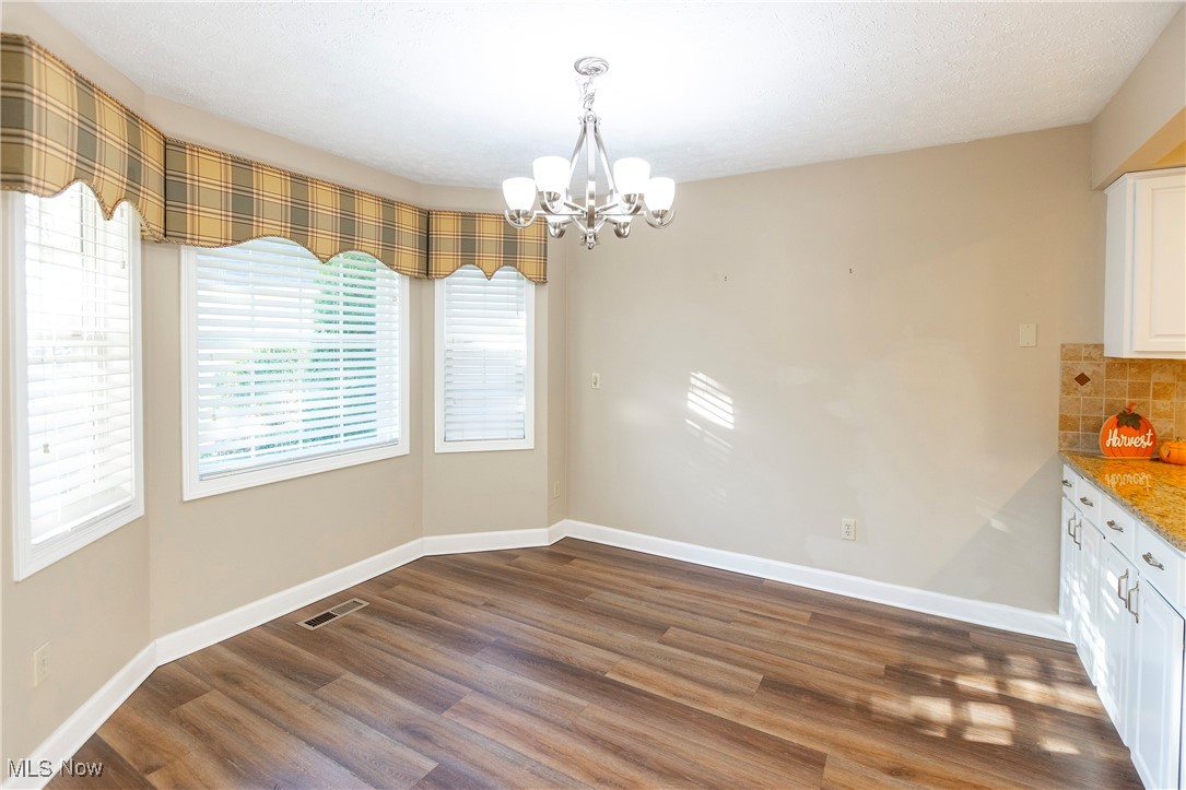 1404 Ledgewood Lane Avon OH 44011