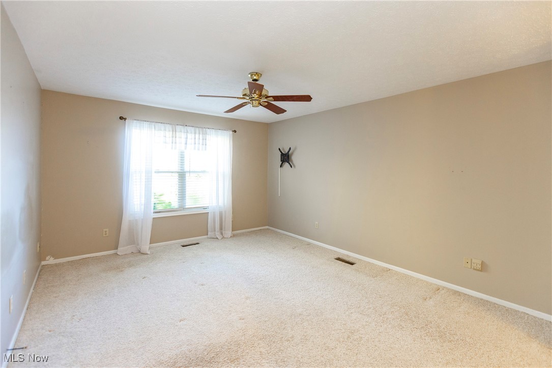 1404 Ledgewood Lane Avon OH 44011