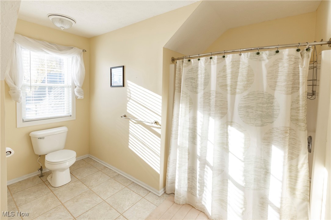 1404 Ledgewood Lane Avon OH 44011