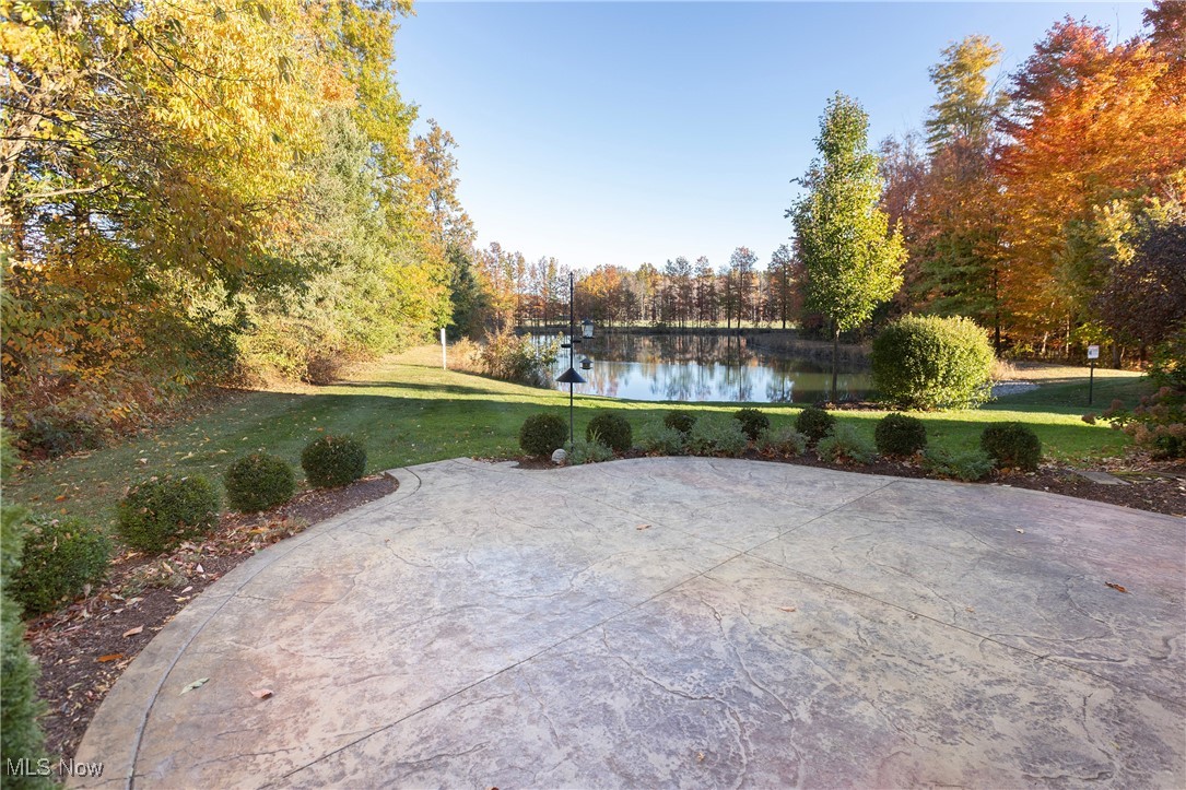 1404 Ledgewood Lane Avon OH 44011