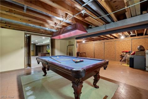 8636 Scarlet Oak Lane Parma OH 44130