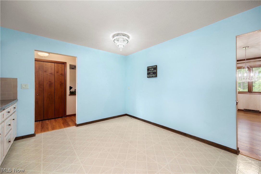 8636 Scarlet Oak Lane Parma OH 44130
