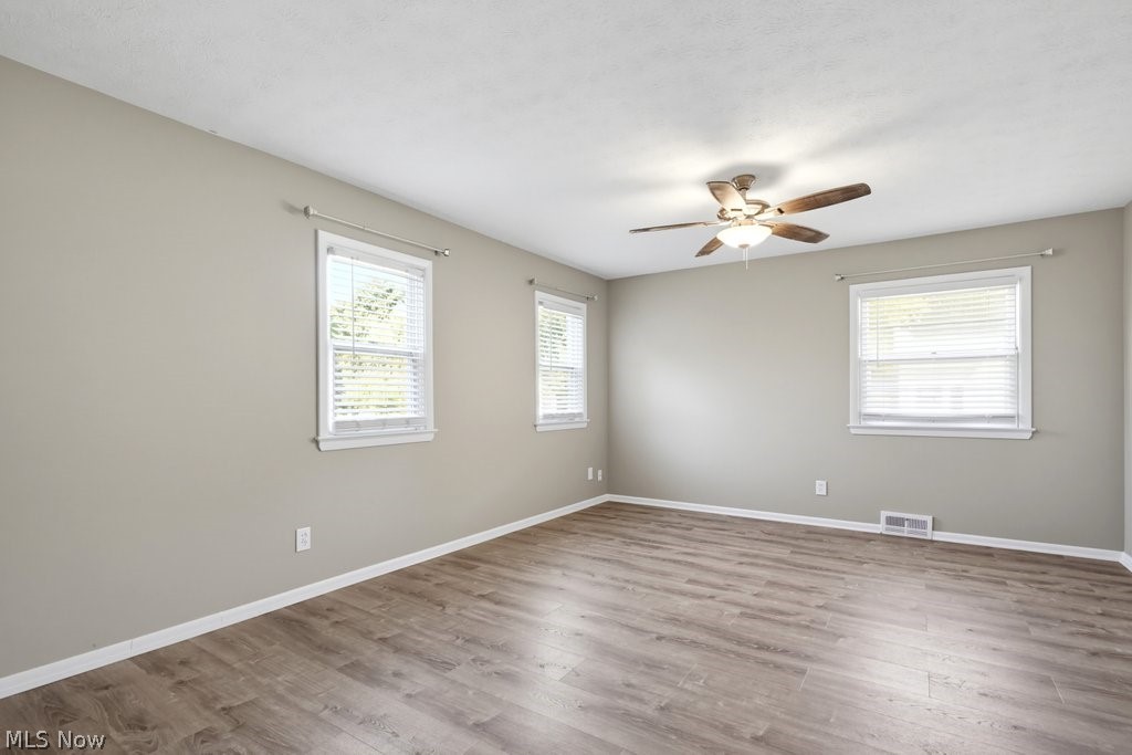 6514 Bonroi Drive Seven Hills OH 44131