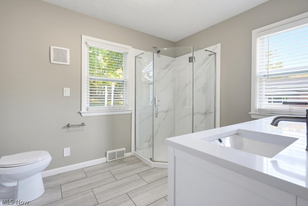 6514 Bonroi Drive Seven Hills OH 44131