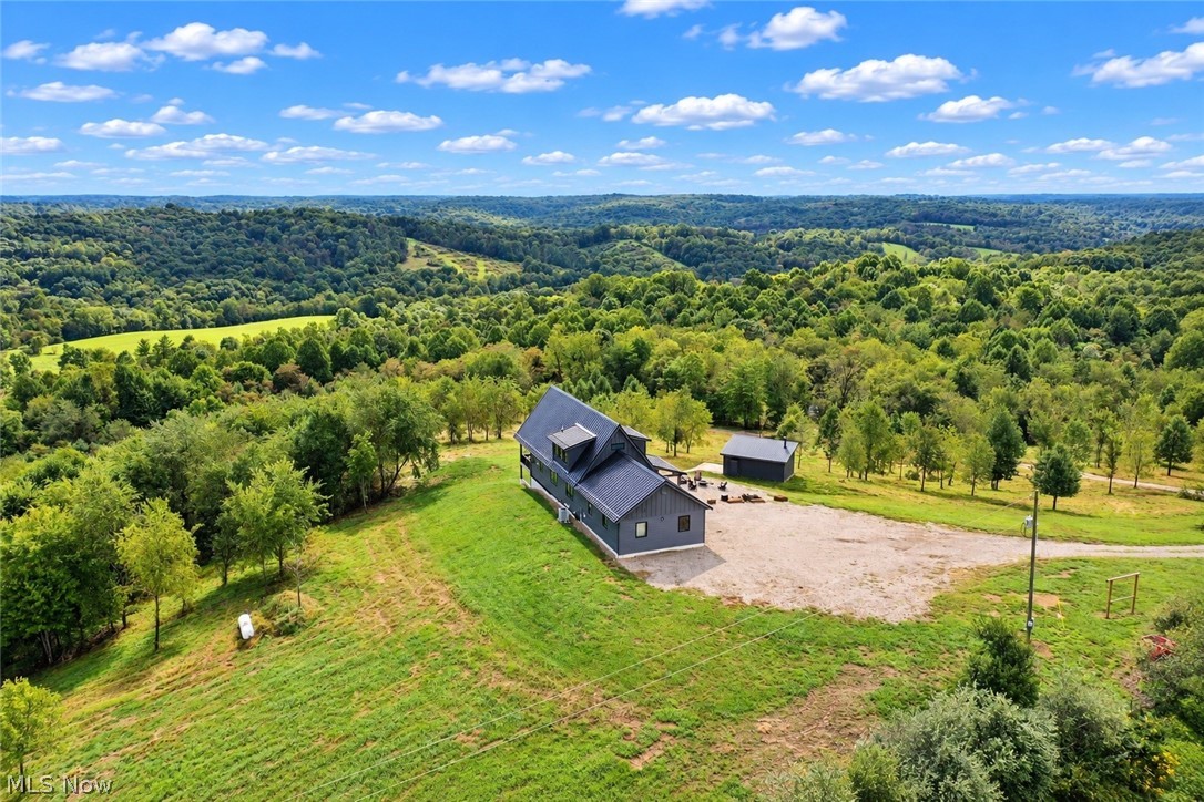 18853 Township Road 65 Coshocton OH 43844