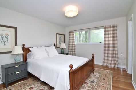 5331 Chickadee Lane Lyndhurst OH 44124