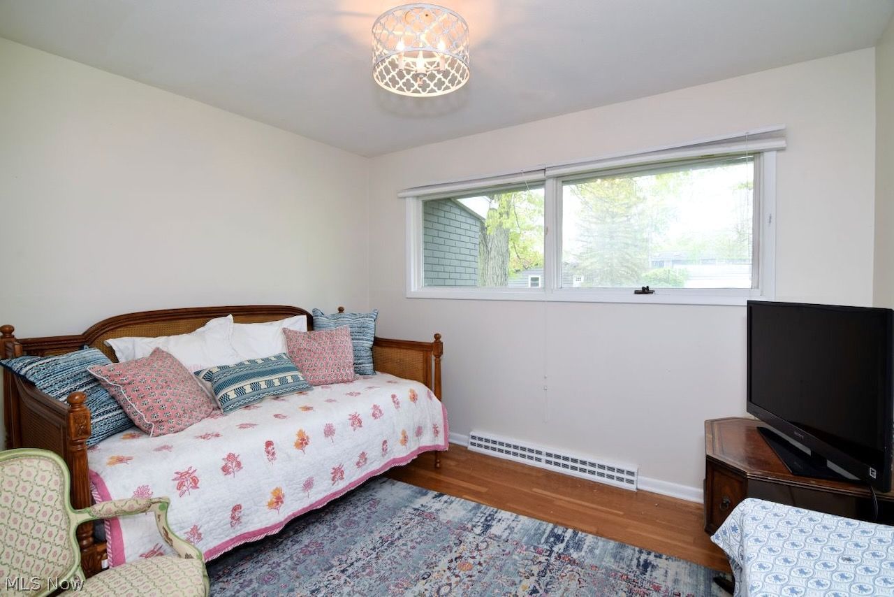 5331 Chickadee Lane Lyndhurst OH 44124