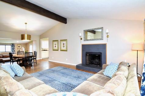 5331 Chickadee Lane Lyndhurst OH 44124