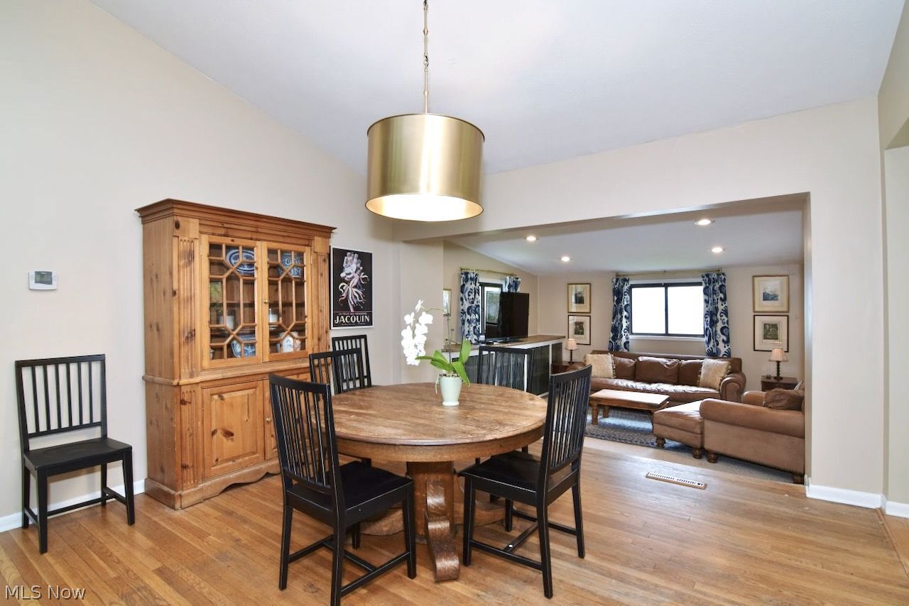 5331 Chickadee Lane Lyndhurst OH 44124