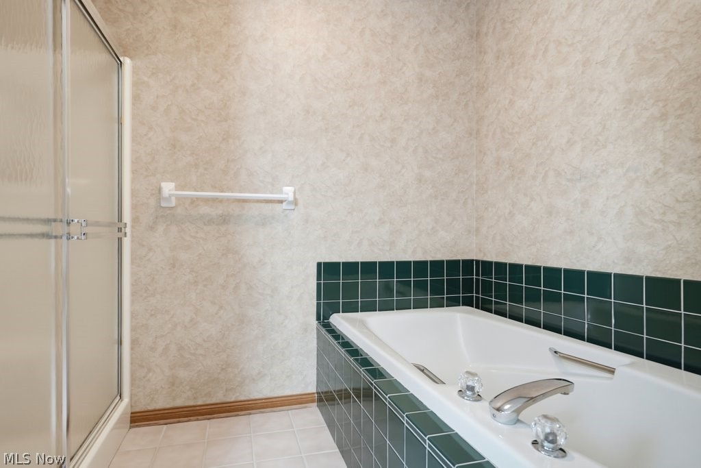 868 Carriage Park Oval Westlake OH 44145