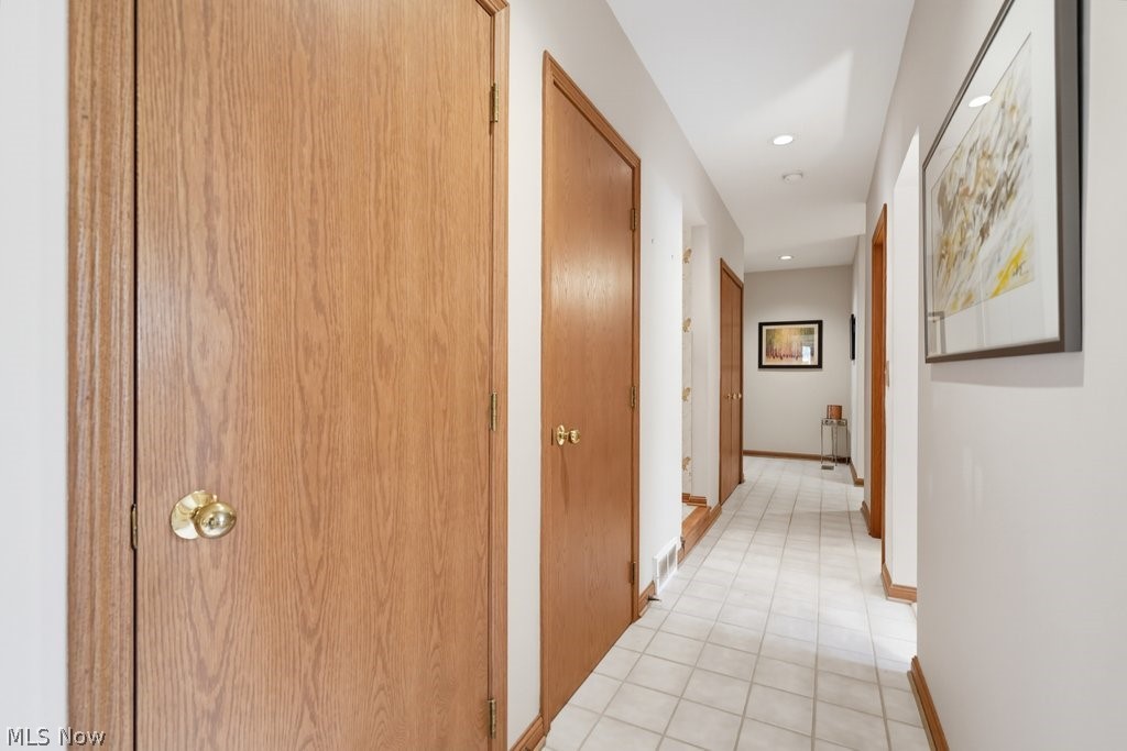 868 Carriage Park Oval Westlake OH 44145
