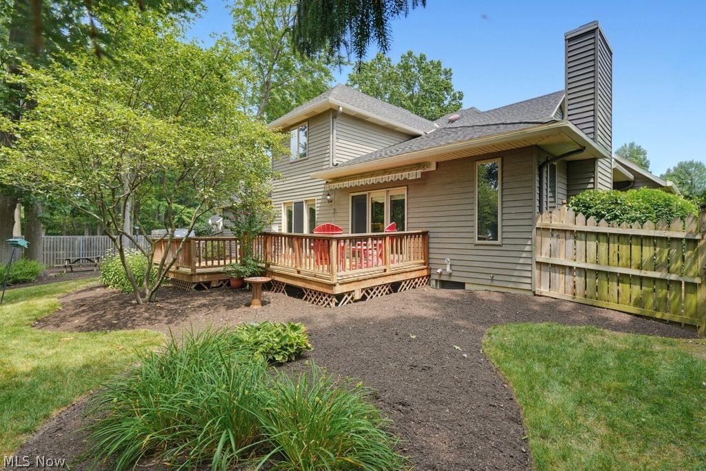 868 Carriage Park Oval Westlake OH 44145
