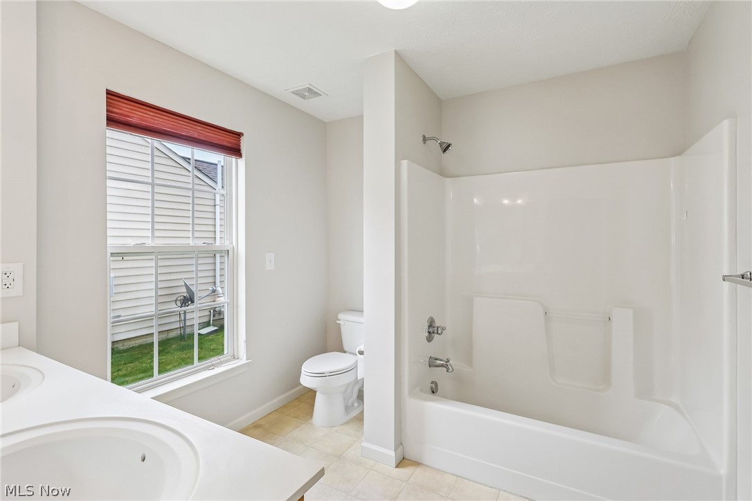 385 Deep Creek Circle Northfield Center OH 44067