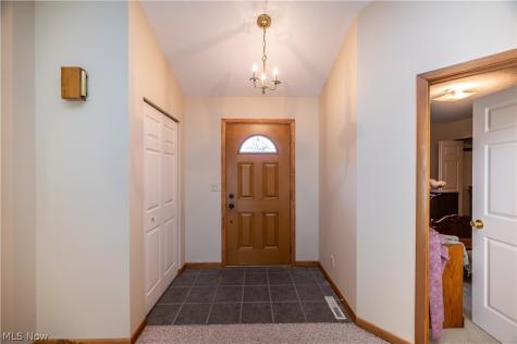 1015 Niles Vienna Road Niles OH 44446