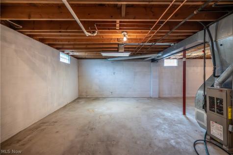 1015 Niles Vienna Road Niles OH 44446