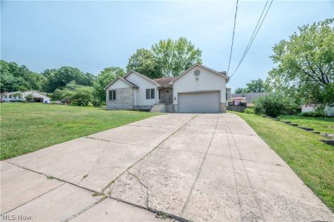 1015 Niles Vienna Road Niles OH 44446
