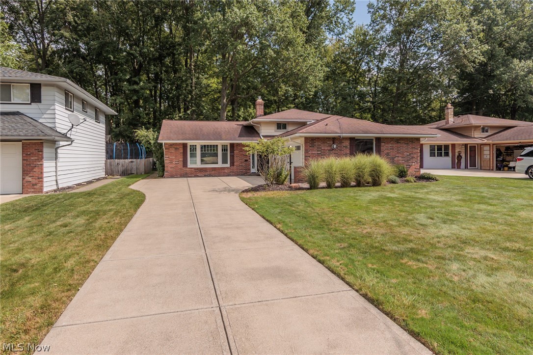 4143 Brendan Lane North Olmsted OH 44070